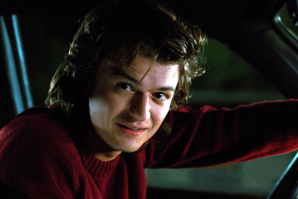 Joe Keery From 'Stranger Things' Got A Haircut That Has Upset Fans